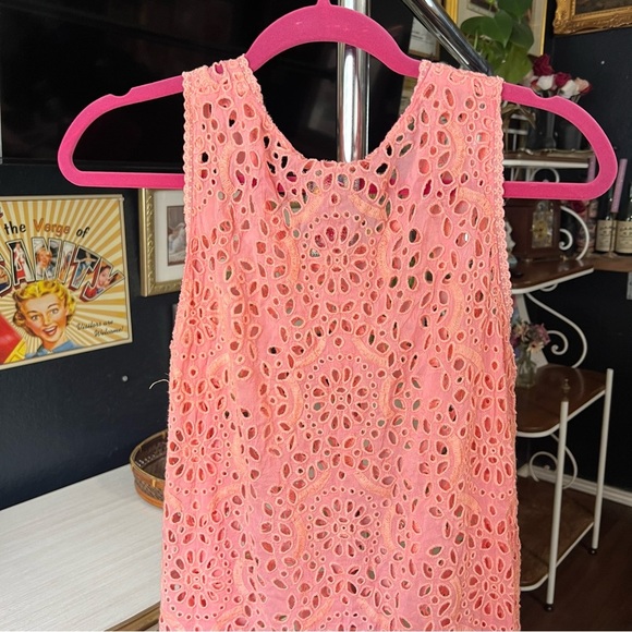 Johnny Was Eyelet Sleeveless Blouse Small - Picture 9 of 10